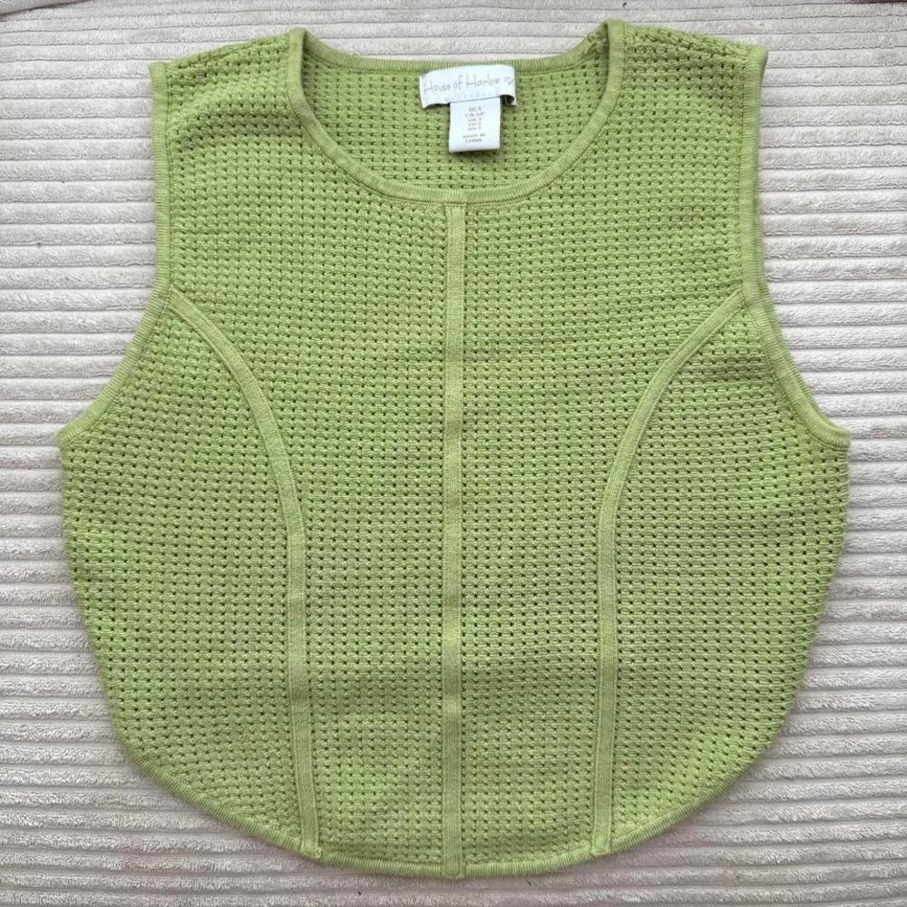 New House of Harlow 1960 sleeveless green sweater knit top